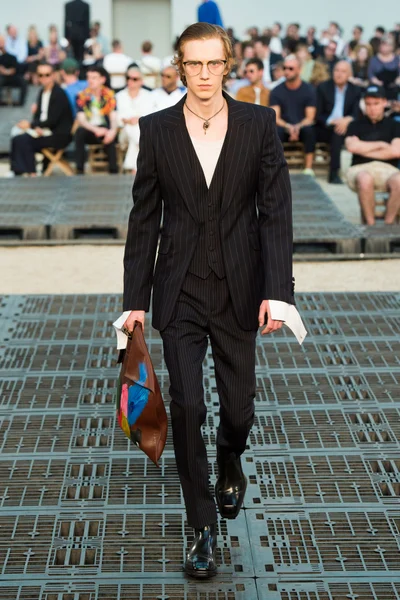 Look 6
